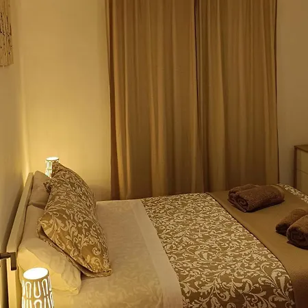 Center Big Apartment-family & Friends-5 Beds Apartment Malaga